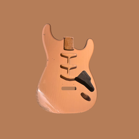 st-style body #3 (gloss nitro finish & relic)